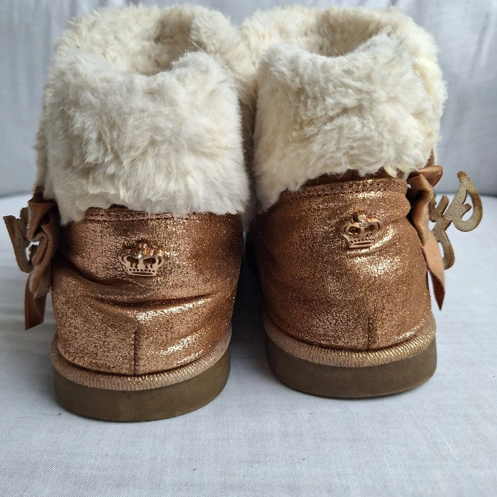 Juicy Couture Kodak Girls Glitter Bow Faux Fur Lined Ankle Bootie Slip-On US 3M‎